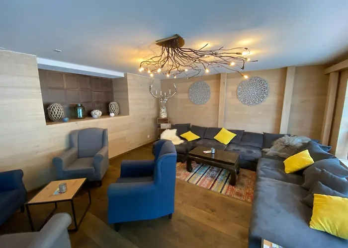 Hotel Lodge Inn Otel Fiesch