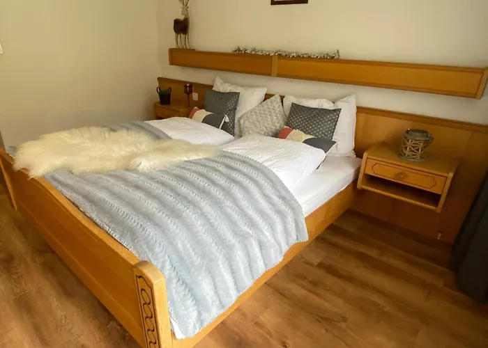 Hotel Lodge Inn Otel Fiesch