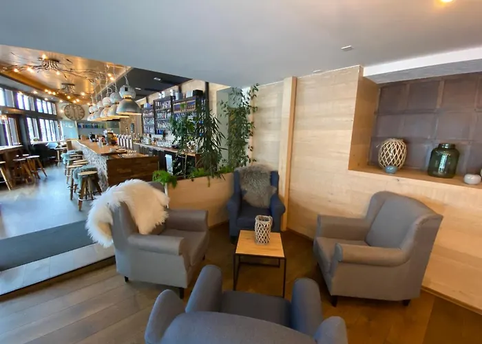 Hotel Lodge Inn Otel Fiesch