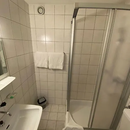 Отель Hotel Lodge Inn